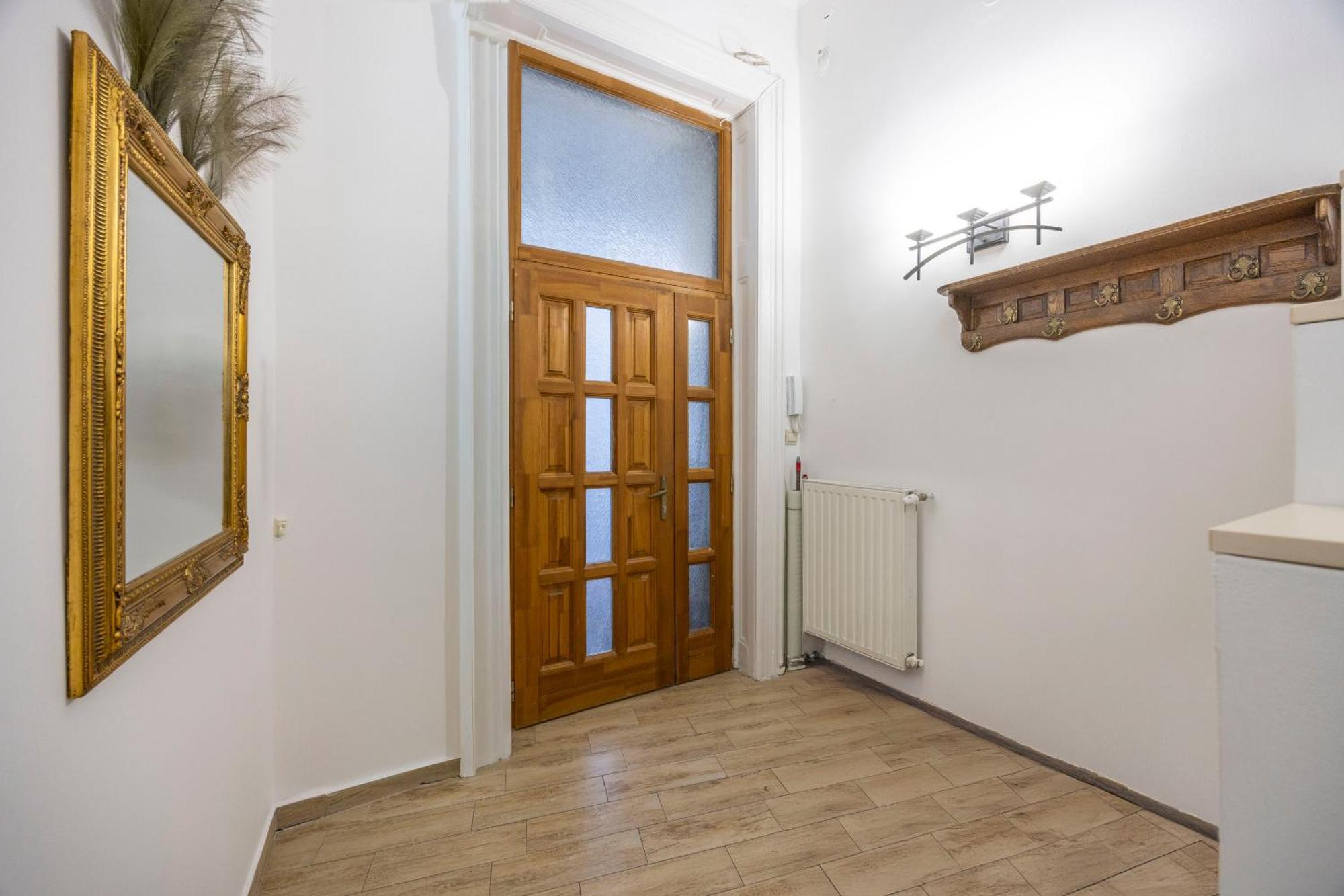 Apartment Deluxe & Cozy Located Joseph Boulevard *